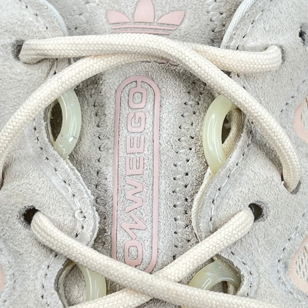Adidas Ozweego Wonder White Sand Strata GX1981 Womens Sneakers Size 6.5